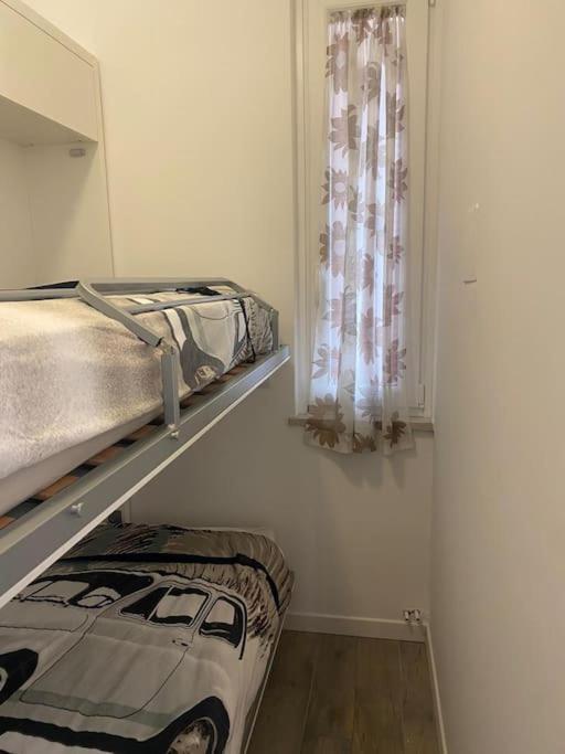 Appartamento Casa Adry Peschiera del Garda Exterior foto